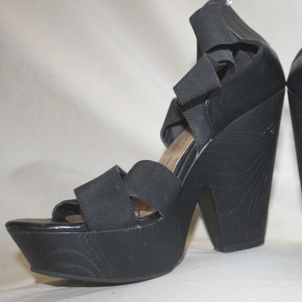 Chunky heels